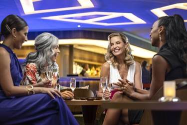 Seabourn Venture - The Club, Credit. Scott Martin.jpg